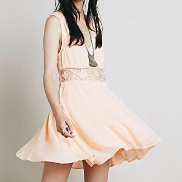 Free People Dresses & Skirts - *HP* Free People Summer Feeling Fit & Flare Mini Dress size small